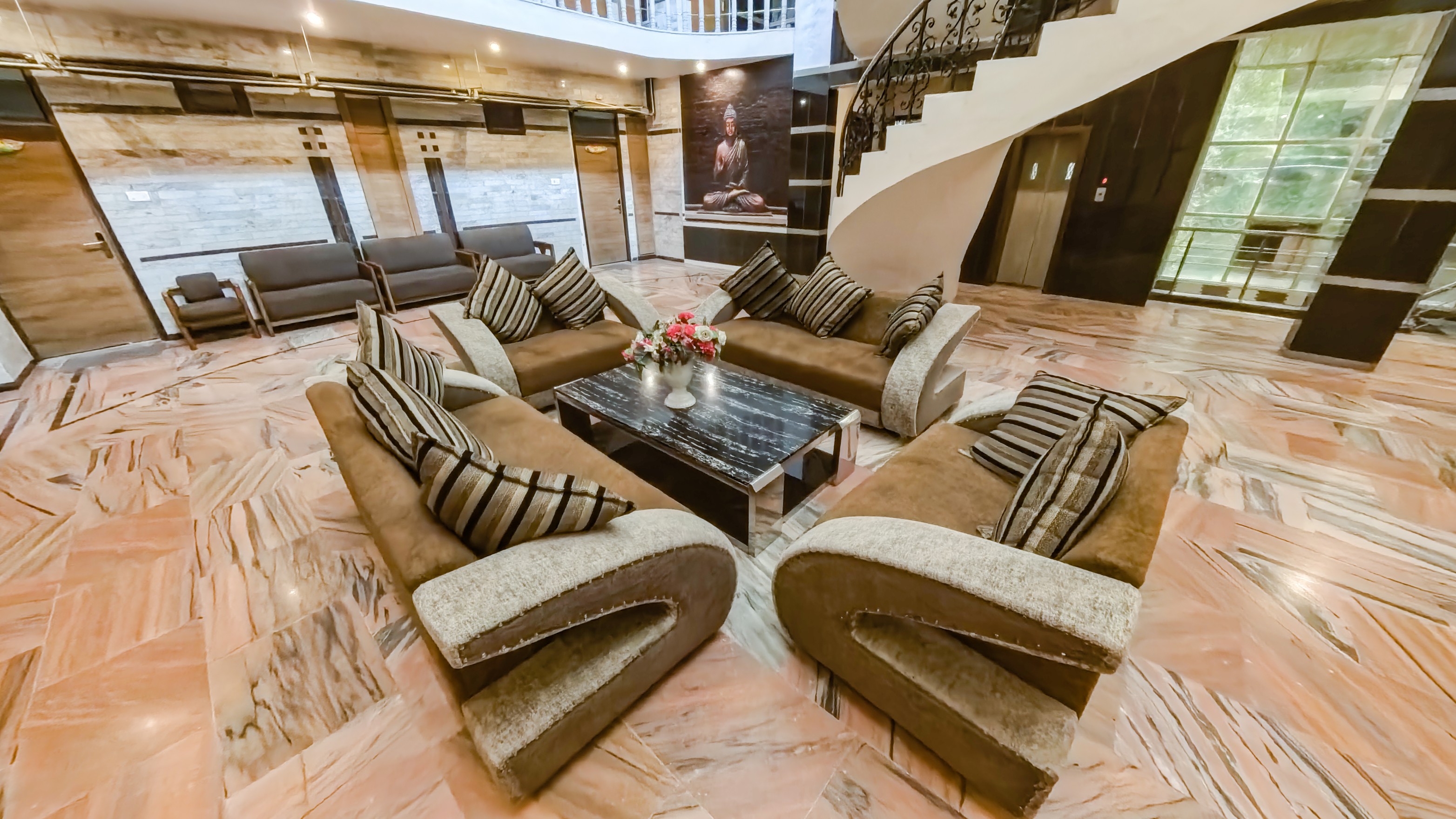 President Hotel Dalhousie — mountain retreat